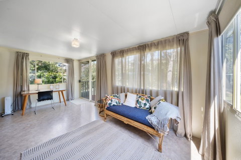 Vincentia Beach House - Lennox Head Accommodation 2
