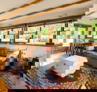 Braeside Mount Macedon Country Retreat - Lennox Head Accommodation