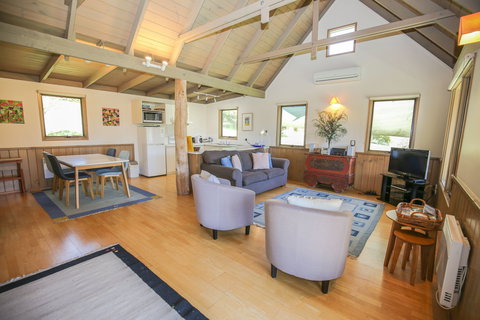 Crabapple Cottage - Lennox Head Accommodation 2