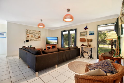Innisfree - Lennox Head Accommodation 1