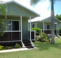 Queens Beach Tourist Village - Lennox Head Accommodation