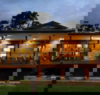 The Clyde Greenock - Lennox Head Accommodation