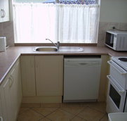 Sunseeker Holiday Units - Lennox Head Accommodation