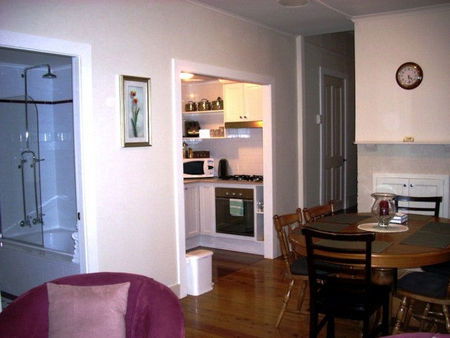 Picket Lane - Lennox Head Accommodation 0