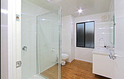 All Seasons Houseboats - Lennox Head Accommodation 5