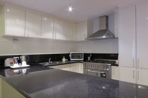 Antonas Verandah Apartments - Lennox Head Accommodation 4