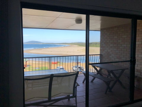 Beachfront Apartment - Lennox Head Accommodation 2
