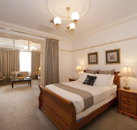 Cobb  Co Court Boutique Hotel - Lennox Head Accommodation