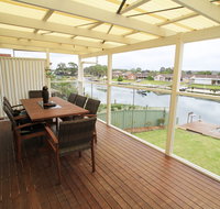 Cockatoo House - Lennox Head Accommodation