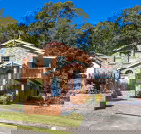 Footsteps to Mollymook Beach - Lennox Head Accommodation