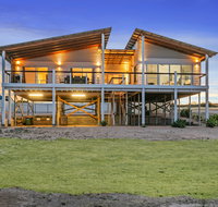 Sceale Bay Seaview Escape - Lennox Head Accommodation