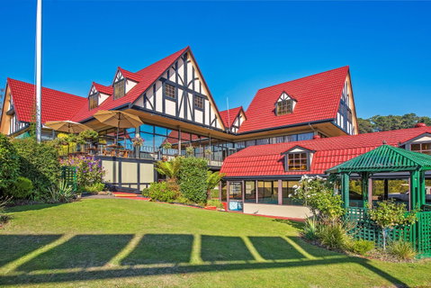Village Family Motor Inn - Lennox Head Accommodation 0