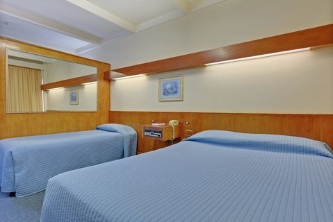 Village Family Motor Inn - Lennox Head Accommodation 2