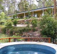 Bed and Breakfast at Wallaby Ridge - Lennox Head Accommodation