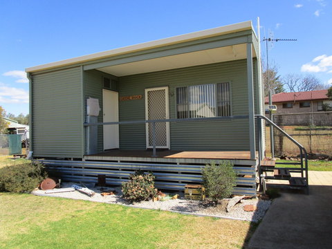Caddy Shack Dunedoo - Lennox Head Accommodation 0