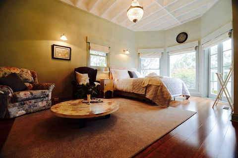 Highview House - Lennox Head Accommodation 2