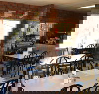 Mataranka Roadhouse and Cabins - Lennox Head Accommodation