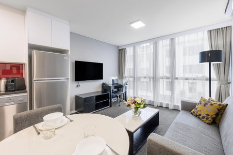 Meriton Suites Adelaide Street, Brisbane - Lennox Head Accommodation 2