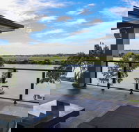 River Devine  White Sands Murray Bridge - Lennox Head Accommodation