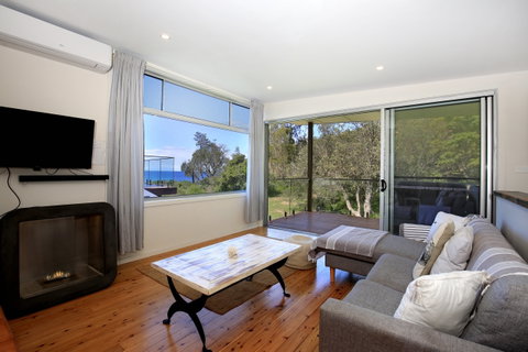 Sea Mist - Lennox Head Accommodation 1