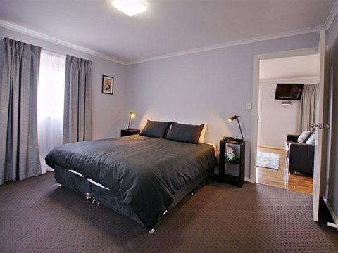 Starline Alpaca Farm Stay - Lennox Head Accommodation 0