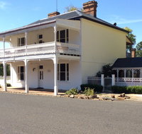The White House Carcoar - Lennox Head Accommodation