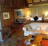 The Hayloft - Lennox Head Accommodation