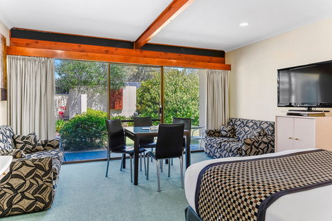 William MacIntosh Motor Lodge - Lennox Head Accommodation 1