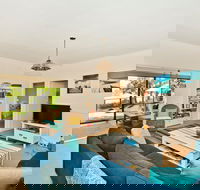 Bay Cottage - Lennox Head Accommodation