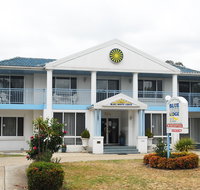 Blue and White Lodge - Lennox Head Accommodation