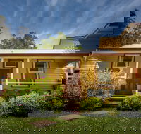 Creek Cottage Walhalla - Lennox Head Accommodation