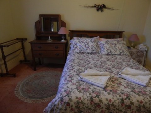 Croll Cottage - Lennox Head Accommodation 2
