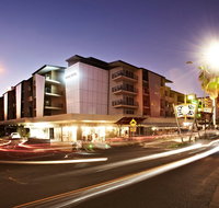 Grand Hotel and Apartments Townsville - Lennox Head Accommodation