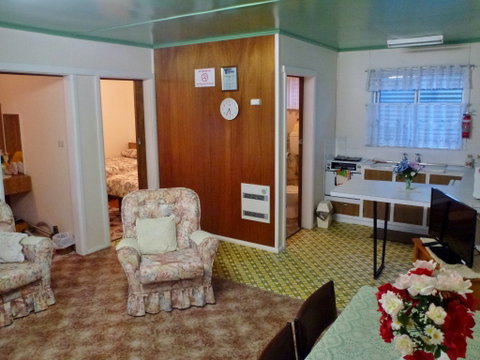 Parkers Holiday Cottages - Lennox Head Accommodation 1