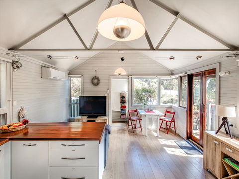 Serenity Cottage - Lennox Head Accommodation 0