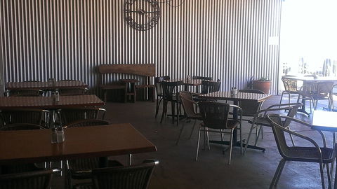 The Port Of Bourke Hotel - Lennox Head Accommodation 2