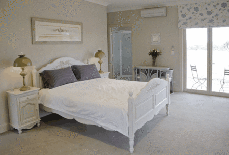 Myan Breezes Guesthouse - Lennox Head Accommodation