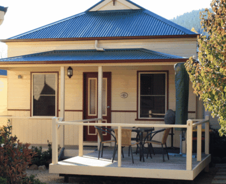Autumn Affair Cottages  - Lennox Head Accommodation 2