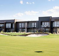 Golf Retreats Torquay - Lennox Head Accommodation