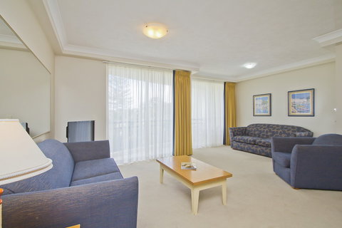 Palazzo Colonnades - Lennox Head Accommodation 3