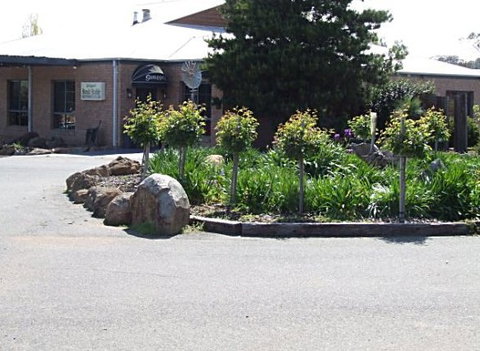 Swaggers Motor Inn, Yass - Lennox Head Accommodation 4