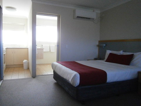 George Bass Motor Inn - Lennox Head Accommodation 1