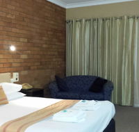 AA Hilldrop Motor Inn - Lennox Head Accommodation