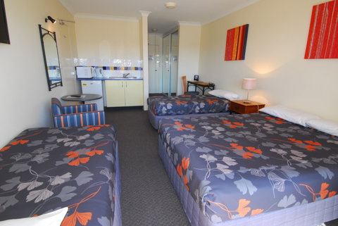 The Sands Hotel Motel - Lennox Head Accommodation 4