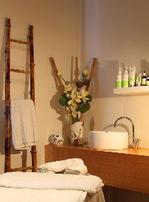 Indulge Spa Retreat - Lennox Head Accommodation 1