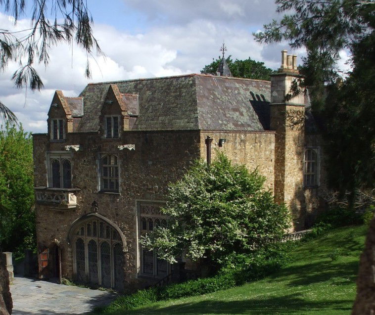 Eltham VIC Lennox Head Accommodation