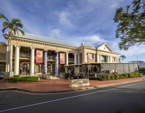 Cairns Regional Gallery - Lennox Head Accommodation 8