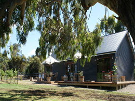 Port Elliot SA Lennox Head Accommodation
