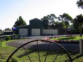 Mount Compass SA Lennox Head Accommodation