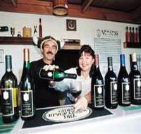 Viking Wines - Lennox Head Accommodation